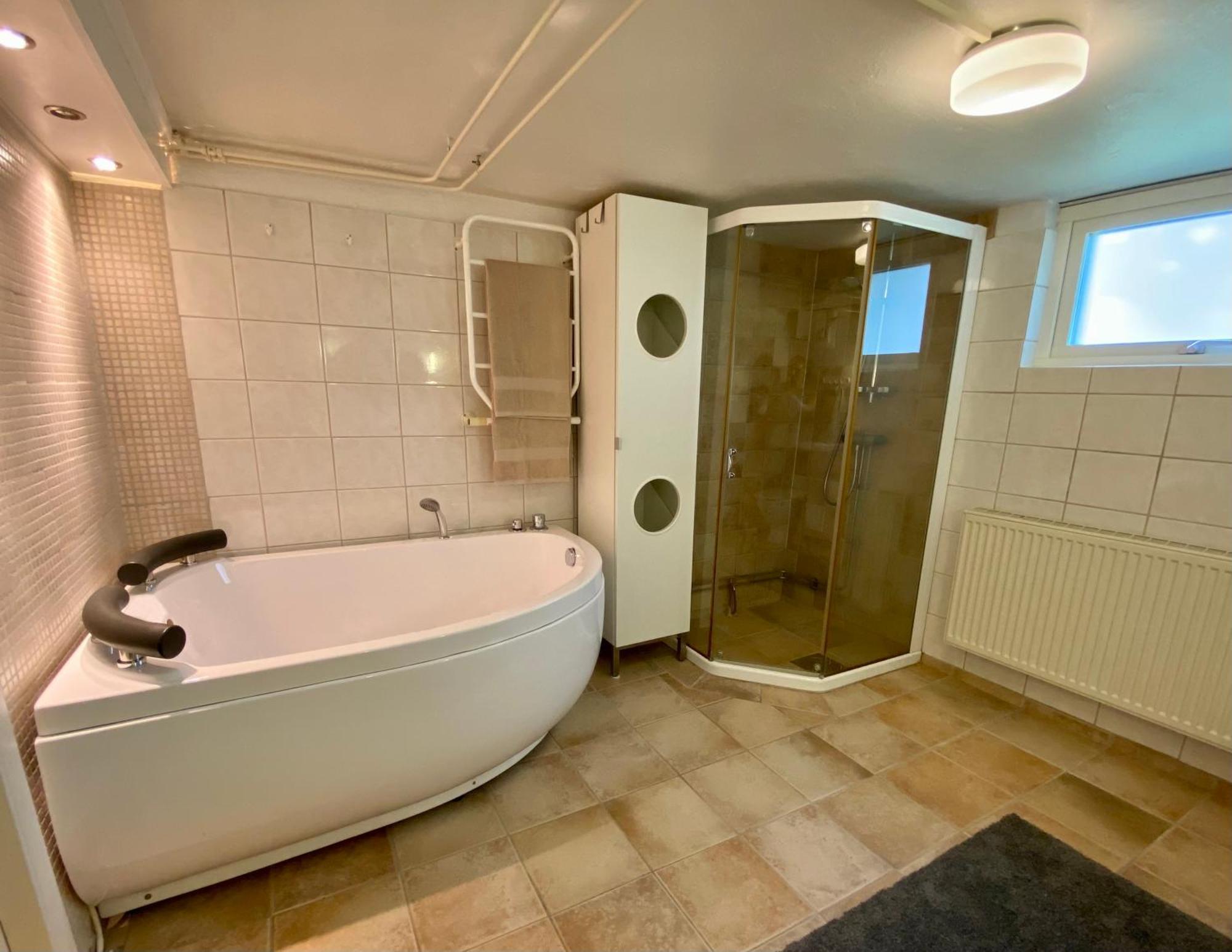 Lower Floor Of 50 Sqm In Nice Villa With Parking Стокгольм Экстерьер фото